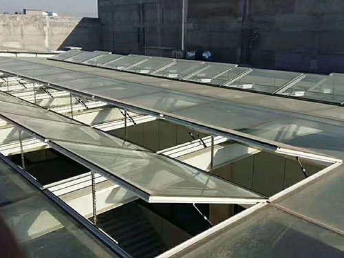 一字型通風天窗